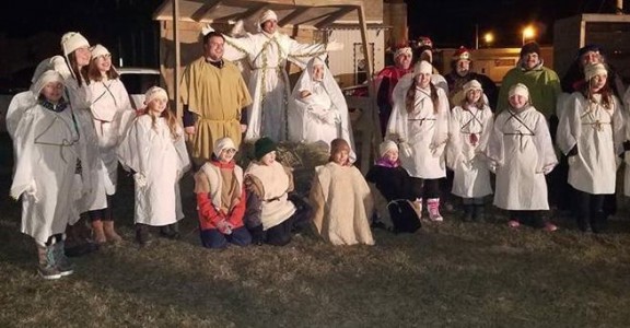 nativity horiz thin